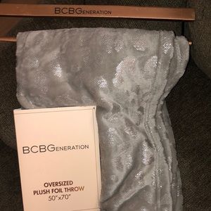 BCBG oversized plush foil throw blanket